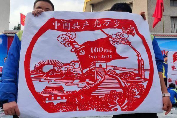 广东一名外卖骑手当街虐猫被举报,平台对其做出了什么处罚?-专业问答交流平台